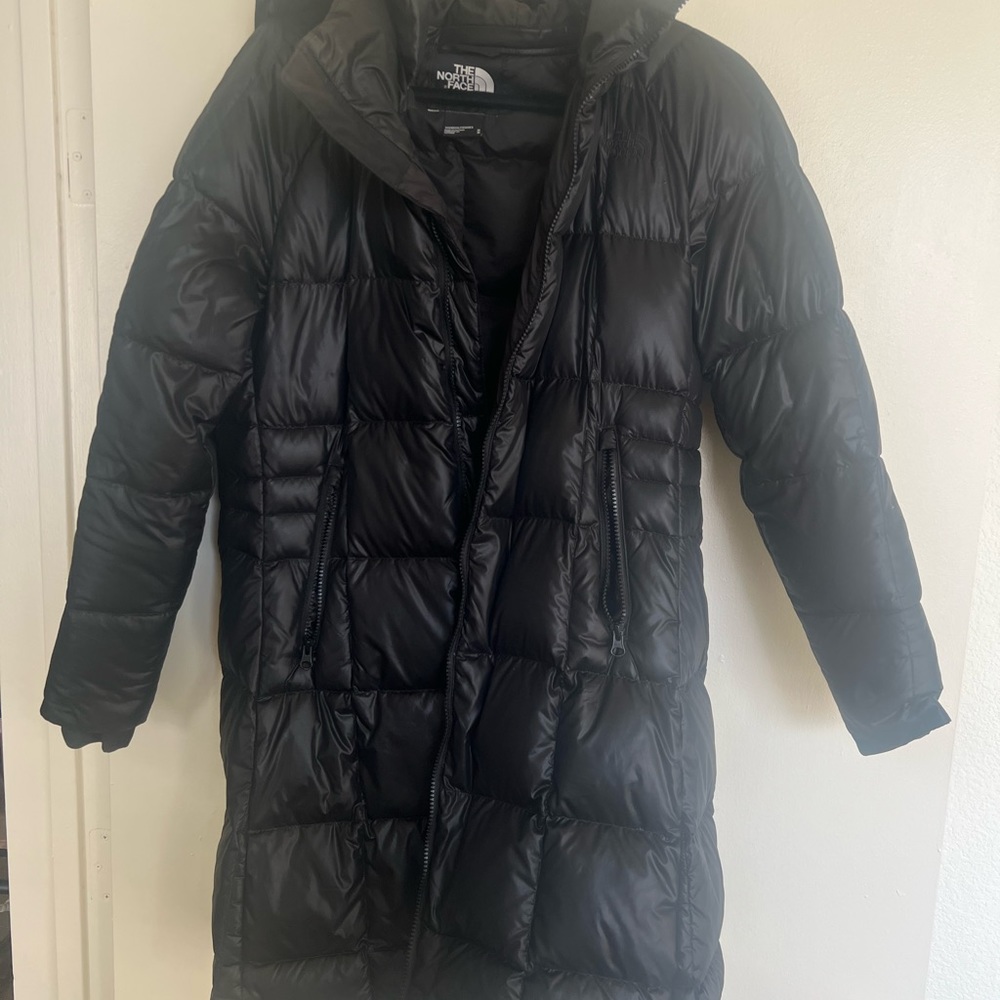 North face Women’s M Acropolis Jacket. Like New, only worn a few times.